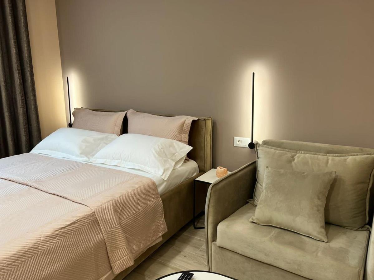 Smart Home , Lovely Apartment In Tiranë Ngoại thất bức ảnh