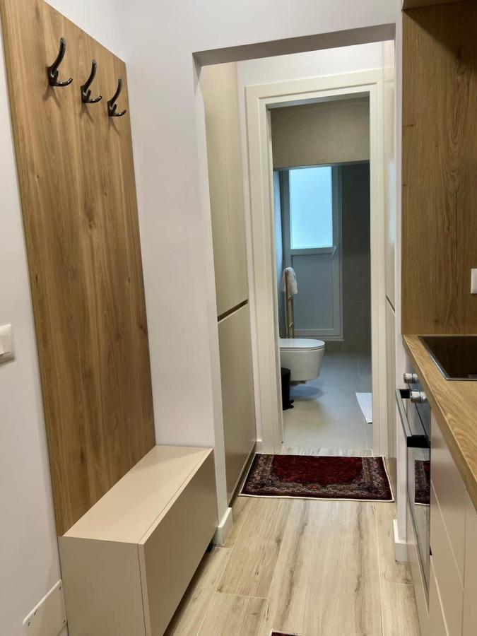 Smart Home , Lovely Apartment In Tiranë Ngoại thất bức ảnh