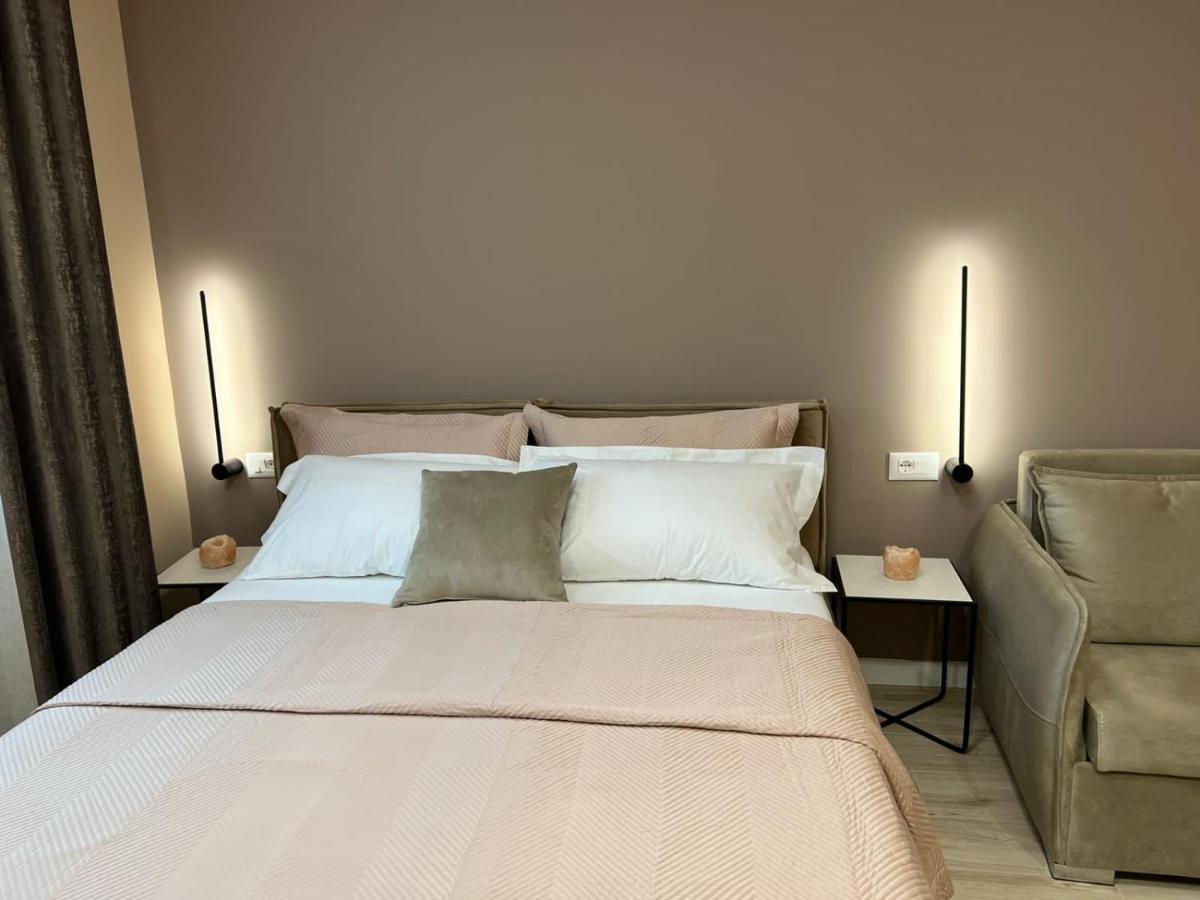 Smart Home , Lovely Apartment In Tiranë Ngoại thất bức ảnh