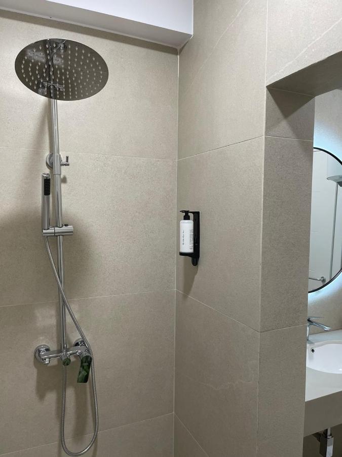 Smart Home , Lovely Apartment In Tiranë Ngoại thất bức ảnh